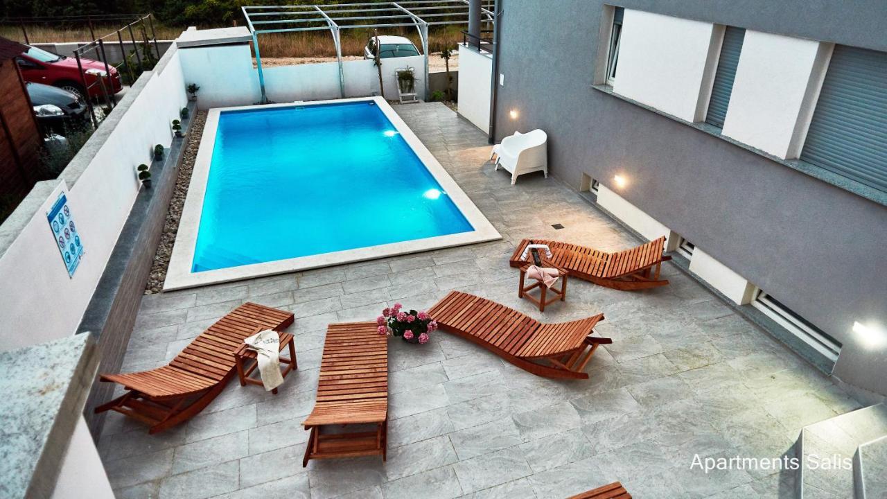 Salis Apartments Врси Екстериор снимка