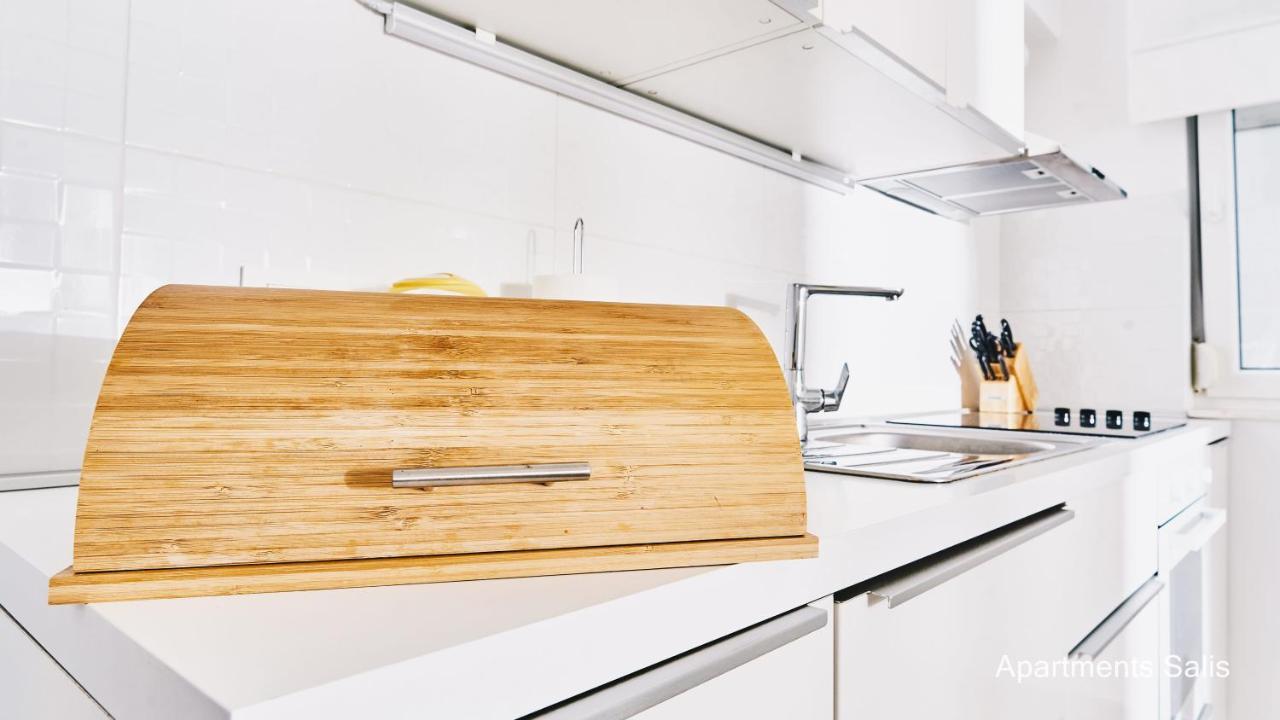 Salis Apartments Врси Екстериор снимка